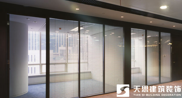 <a href=http://www.4ap.com.cn/ target=_blank class=infotextkey>合肥辦公室裝修</a>玻璃